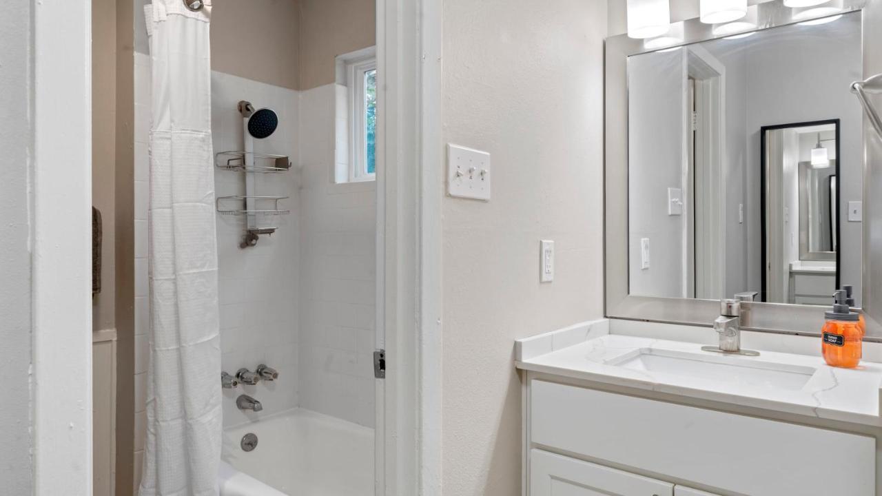 Cozy Efficiency Studios Close To Downtown And Domain Austin Dış mekan fotoğraf